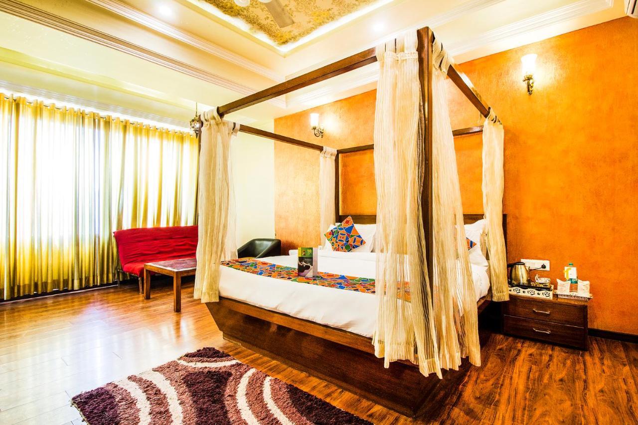 Hotel Golden Sands Jaipur Bagian luar foto
