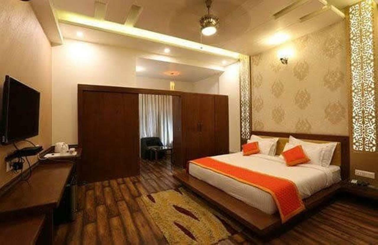 Hotel Golden Sands Jaipur Bagian luar foto