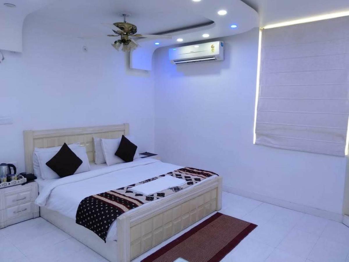 Hotel Golden Sands Jaipur Bagian luar foto
